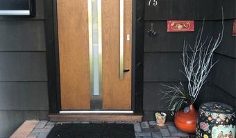 75 Union Ave, Amityville, NY 11701