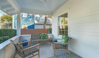 322 6TH St, Atlantic Beach, FL 32233