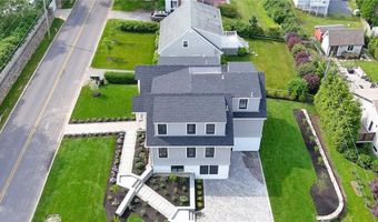35 Coggeshall Ave, Newport, RI 02840