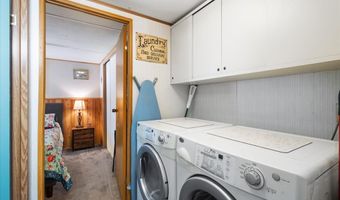 7639 6th St, Bell, FL 32619