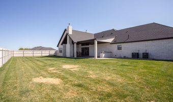 9800 Barton Springs Dr, Amarillo, TX 79119