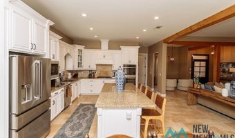 1709 W Riverside Dr, Carlsbad, NM 88220