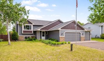 550 Mckinley St, Anoka, MN 55303