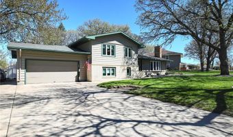 1210 Southview Ln, Albert Lea, MN 56007