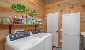 14260 Lawrence 1180, Aurora, MO 65605