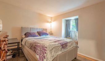 402 S Bradford St, Allentown, PA 18109