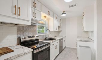 409 SAILFISH Dr E, Atlantic Beach, FL 32233