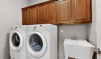 977 Salt Cedar Ct, Bernalillo, NM 87004