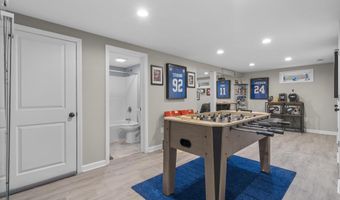 74 Benz St, Ansonia, CT 06401