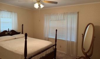 154 Perry Ln, Atmore, AL 36502