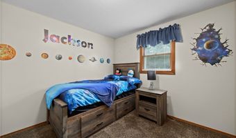 923 Hillside Dr, Amherst, OH 44001