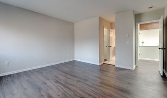 136 Pembroke Rd 9-78, Danbury, CT 06811