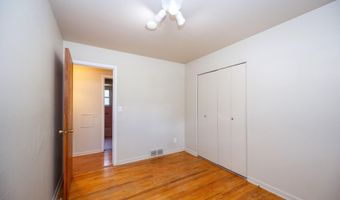 1031 N Maple Rd, Ann Arbor, MI 48103