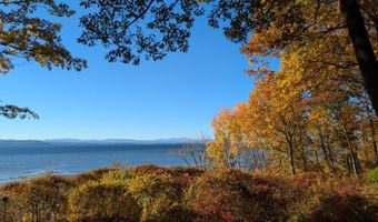 53 Northshore Dr, Burlington, VT 05408