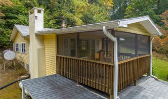 368 Barber Rd, Zirconia, NC 28790