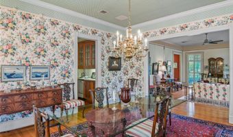 1233 GOLDEN Ln, Orlando, FL 32804