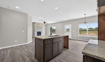 422 Beavertail Rd, Ash Grove, MO 65604