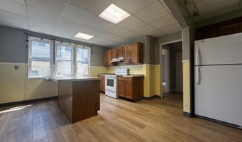 215 French St, Bangor, ME 04401