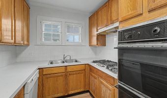 24 N Belmont Ave, Arlington Heights, IL 60004