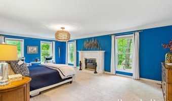 5691 Forest Gln SE, Ada, MI 49301
