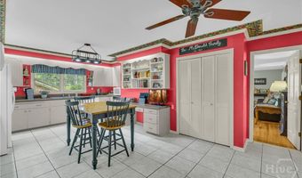 155 Devereux Dr, Athens, GA 30606