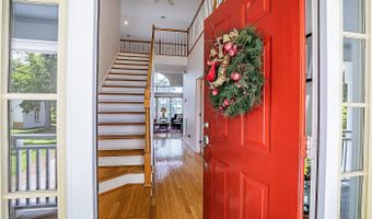 62 Meridian Rd, Beaufort, SC 29907
