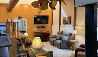 117 W Main St, Ash Grove, MO 65604