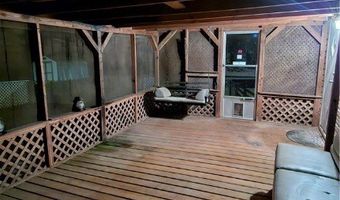 2156 Maxton St, Autryville, NC 28318