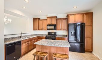 203 W Hyde St, Arlington Heights, IL 60005