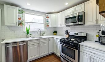 2627 E THOMPSON St, Philadelphia, PA 19125