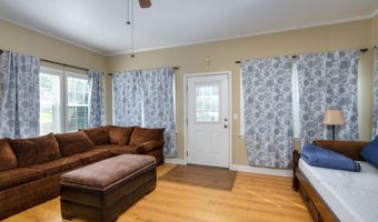 1404 Dog Island Rd, Bishopville, SC 29010