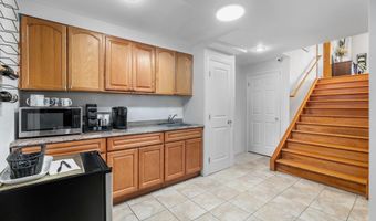 352 AVENUE C, Bayonne, NJ 07002