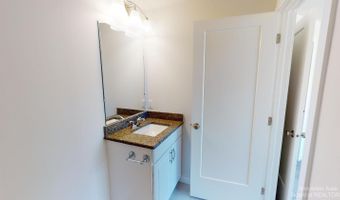2704 S Spurway Dr, Ann Arbor, MI 48105