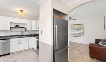 605 6th Street Pl SE, Altoona, IA 50009