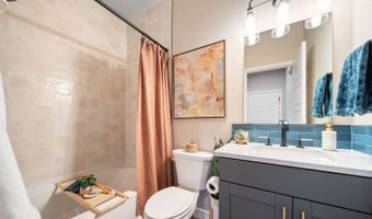 22362 E 38th Pl, Aurora, CO 80019