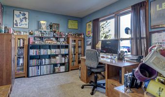 624 S KELLER PARK Dr, Appleton, WI 54914