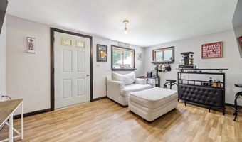 835 Erickson Rd, Ashby, MA 01431