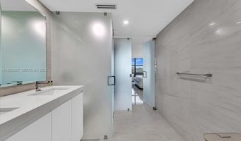 9801 Collins Ave 5U, Bal Harbour, FL 33154