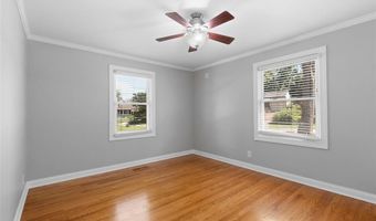 9217 Hallock Dr, Affton, MO 63123