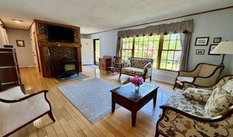120 Carriage Hill Rd, Brattleboro, VT 05301