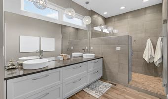 1053 Aaron Ct, Adel, IA 50003