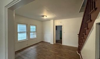17 Grove Ave, Albany, NY 12208