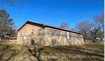 463 W 10th St, Atoka, OK 74525