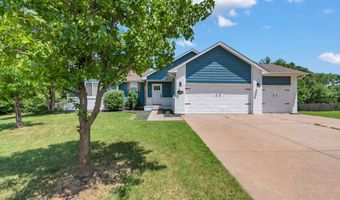 1826 N Columbine Cir, Andover, KS 67002