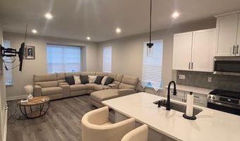 1 Halifax Rd, Bayville, NJ 08721