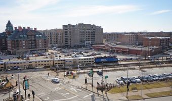 201 N Vail Ave 207, Arlington Heights, IL 60004