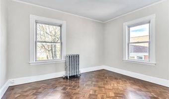 171 Norwood Ave, Cranston, RI 02905