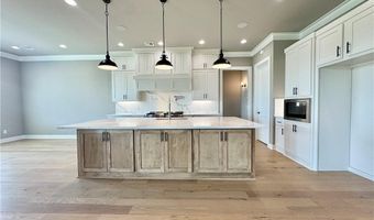 811 Greenhorn St, Bentonville, AR 72712