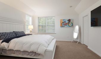248 Hawthorne Ln, Barnegat, NJ 08005