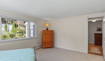 31 Mohawk Dr, Acton, MA 01720